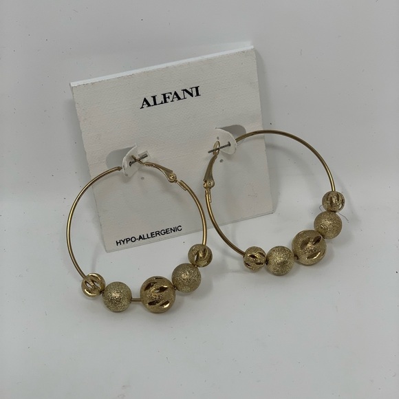ALFANI women’s earrings golden color - Picture 2 of 5